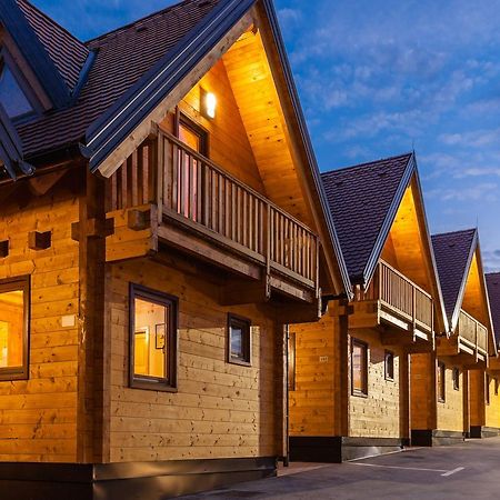Holiday Park Macola 그라보바츠 외부 사진