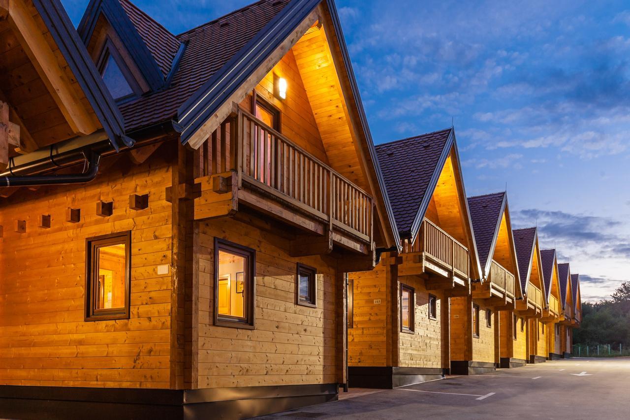 Holiday Park Macola 그라보바츠 외부 사진