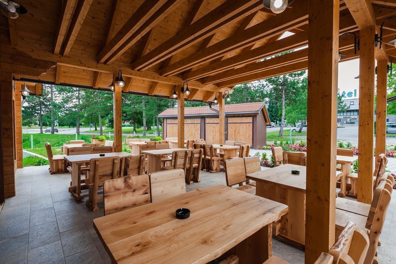 Holiday Park Macola 그라보바츠 외부 사진