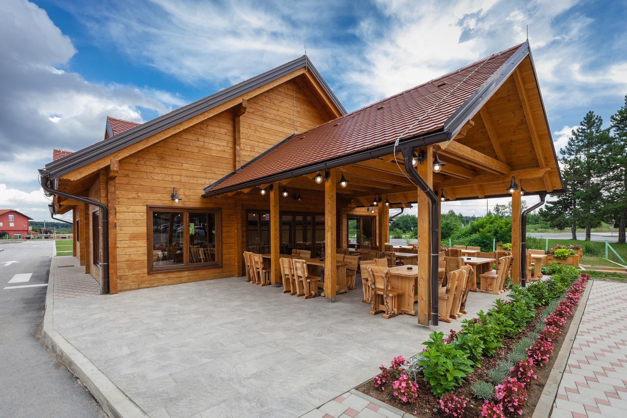 Holiday Park Macola 그라보바츠 외부 사진